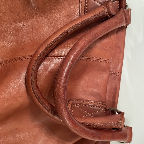 Beautiful premium leather satchel bag - Picture 10 of 11